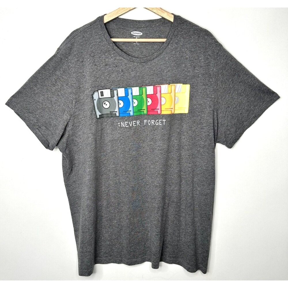 Old Navy Mens T-Shirt Soft Wash Short Sleeve NEVER FORGET Pullover Tee Gray 2XL